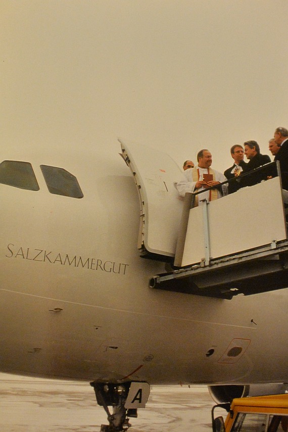 Taufe AUA Austrian A321 OE-LBA_007 Flughafen Linz Foto aUA Archiv Taufe AUA Austrian A321 OE-LBA_007 Flughafen Linz Foto aUA Archiv