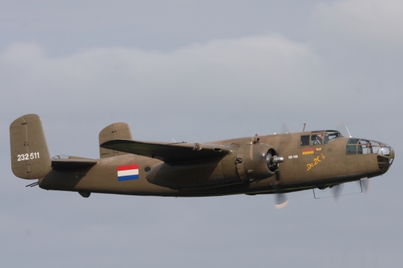 B-25 B25 Mitchell Foto Robert Erenstein