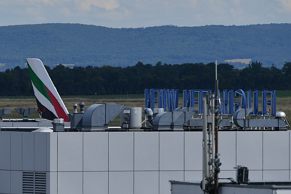 DSC_0028 Emirates Airbus A380 Flughafen Wien 21062016 Foto Huber Austrian Wings Media Crew