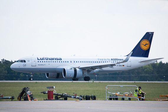 Lufthansa Airbus A320neo "D-AINA" bei der Landung Lufthansa Airbus A320neo "D-AINA" bei der Landung