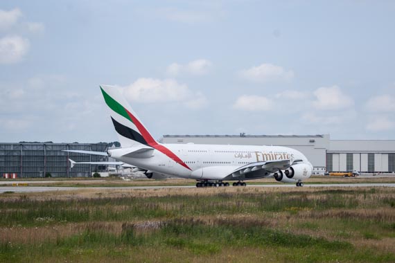 Ingrid Muhr Emirates Airbus A380 A6-EUB Start in Hamburg Finkenwerder nach Wien am 21. Juni 2016_005