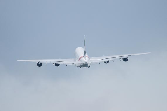 Ingrid Muhr Emirates Airbus A380 A6-EUB Start in Hamburg Finkenwerder nach Wien am 21. Juni 2016_010