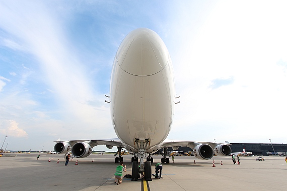 Iron Maiden Boeing 747-400 Ed Force One TF-AAK Foto Kathi Schlapsi_011