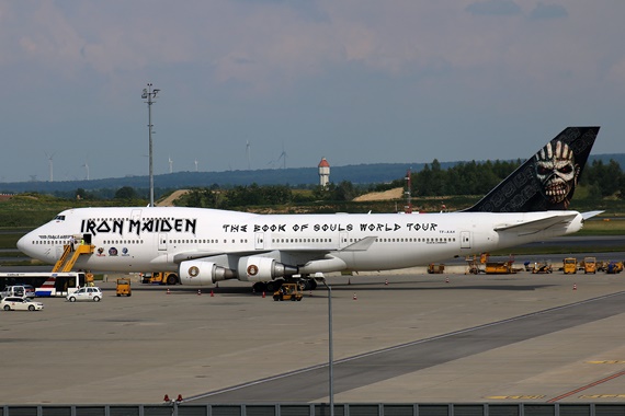 Iron Maiden Boeing 747-400 Ed Force One TF-AAK Wien 04062016 Foto Robert Mühl_002