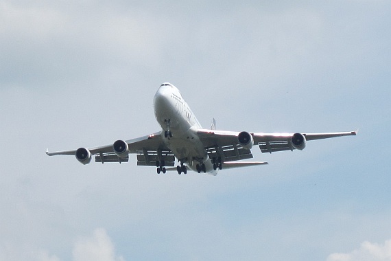 Iron Maiden Ed Force One Boeing 747-400 TF-AAK Wien 04062016 Foto Andreas Falkensteiner Symbolbild Sujetbild Boeing 747