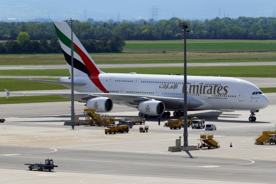 Kevin Schrenk Airbus A380 Flughafen Wien 21. Juni 2016_005