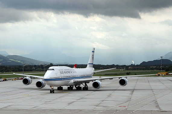 9K-GAA Erstlandung Boeing 747-8 Kuwait Flughafen Salzburg Juli 2016 Foto SZG_003
