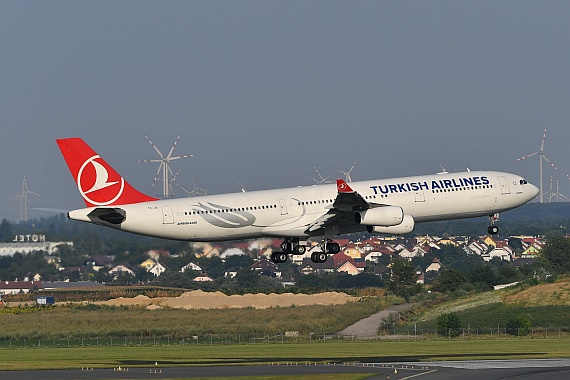 DSC_0254 TC-JII Turkish Airlines Airbus A340 Foto Huber Austrian Wings Media Crew DSC_0254 TC-JII Turkish Airlines Airbus A340 Foto Huber Austrian Wings Media Crew