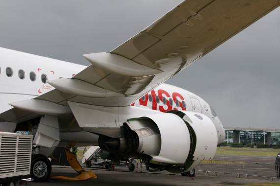 Bombardier CSeries CS100 C-GWXZ FTV5 Farnborough Airshow 2016 Foto Nicolas Eschenbach / Austrian WIngs Media Crew Foto Nicolas Eschenbach