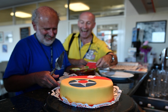 20 Jahre AAM! Das gehört gebührend mit einer (oder besser zwei) Torte(n) gefeiert.