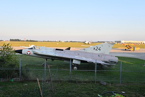Auch dieser Saab Draken wird vom Austrian Aviation Museum betreut.