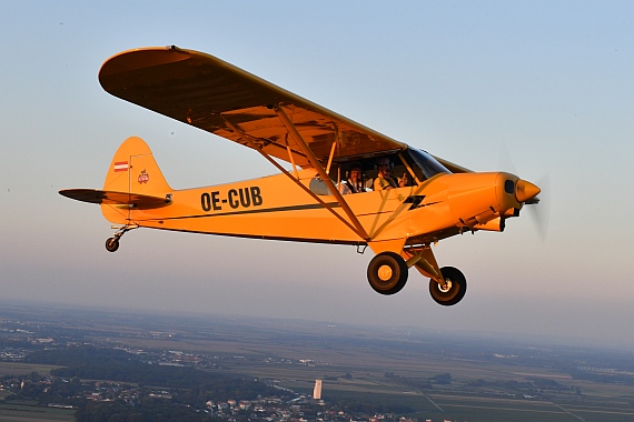 Anton Wildberger am Steuer der OE-CUB.