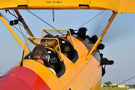 DSC_0998 Closeup Cockpit Boeing Stearman Foto Huber Austrian Wings Media Crew