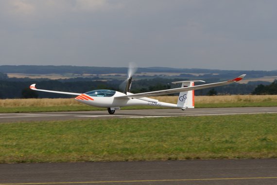 Dobersberg Segelflugzeuge Motorsegler 20160806_129_LOAB_Foto Anton Wildberger