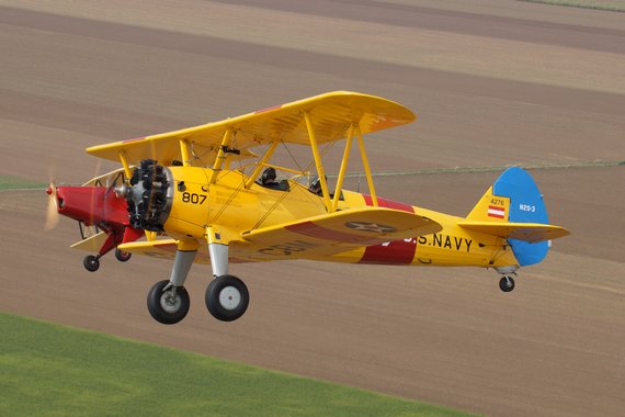 Flugplatzfest Spitzeberg 2016 OE-CBM OE-AKD Boeing Stearman AAM und Bücker Jungmann Air2Air 20160820_01_LOAS_Foto David Wildberger_002