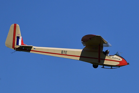 Flugplatzfest Spitzerberg 2016 Huber Austrian Wings Media Crew BTE Buttercup historisches Segelflugzeug DSC_0010