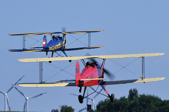Bücker-Jungmann-Formation beim Start Bücker-Jungmann-Formation beim Start