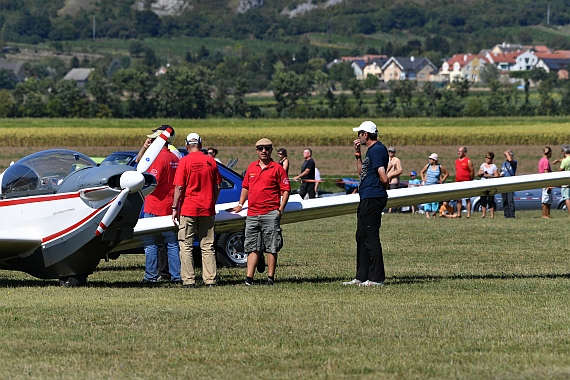 Flugplatzfest Spitzerberg 2016 Huber Austrian Wings Media Crew Team Crew Piloten DSC_0035