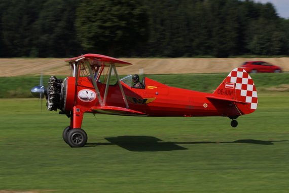 Flugplatzfest Völtendorf 2016 20160807_685_LOAD_Boeing A75 Stearman_Foto Anton Wildberger