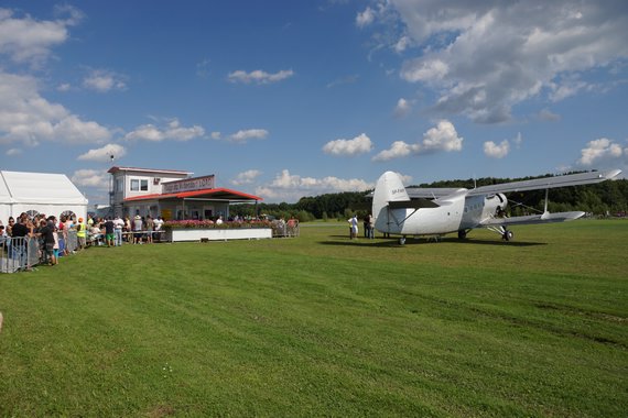 Flugplatzfest Völtendorf 2016 20160807_827_LOAD_Antonov AN2_Foto Anton Wildberger