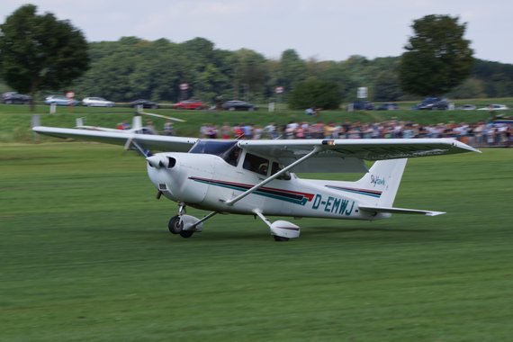 Flugplatzfest Völtendorf 2016 D-EMWJ 20160807_647_LOAD_Cessna_Foto Anton Wildberger