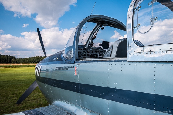 Jonathan Schmidt Flugplatzfest Völtendorf 2016 D-EGEI_1