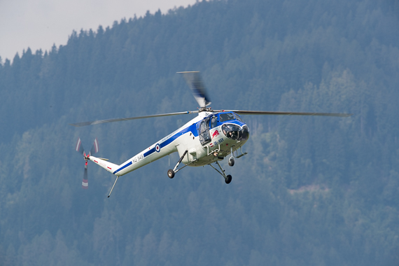 Von 2010 bis 2013 restaurierten die Flying Bulls diesen Bristol Sycamore - er ist das weltweit einzig flugfähige Exemplar dieses Typs, vorgeführt von PIlotenlegende Sigi "Blacky" Schwarz.