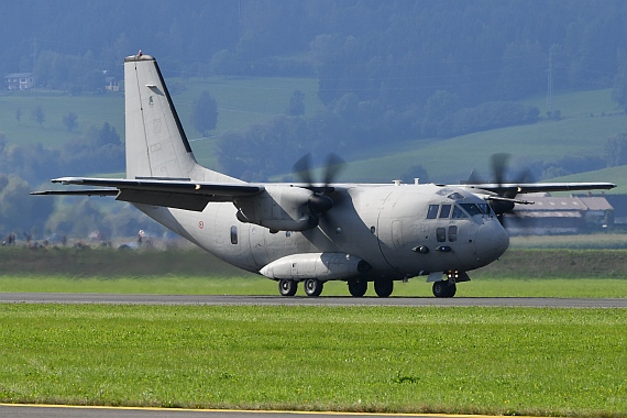 Die Piloten der Alenia Spartan schienen vergessen zu haben, dass sie eigentlich einen Transporter fliegen ...