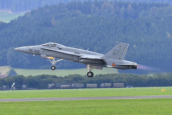 DSC_0938 Spanische F-18 startet mit Nachbrennern Airpower 2016 Foto Huber Austrian Wings Media Crew