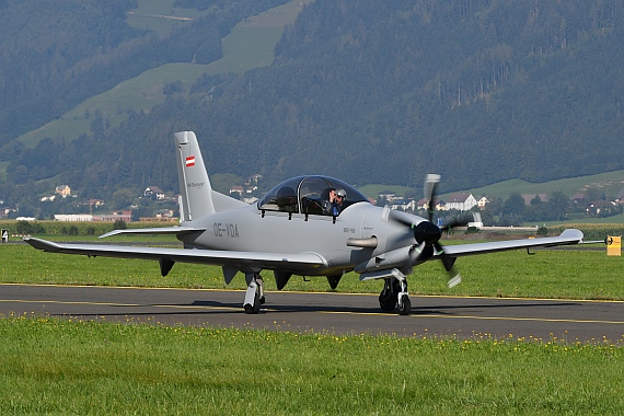 Diamond Aircraft führte den Prototyp der Dart 450 im Flug vor.