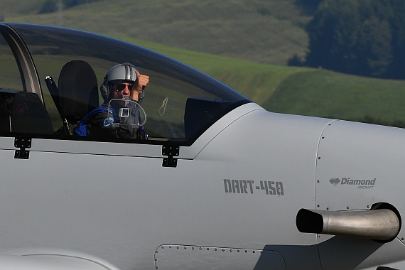 DSC_1300 Pilot Diamond Aircraft Dart 450 Airpower 2016 Foto Huber Austrian Wings Media Crew