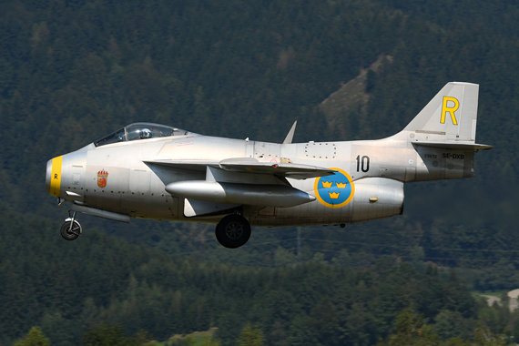 Saab J-29 Tunnan, genannt fliegende Tonne.