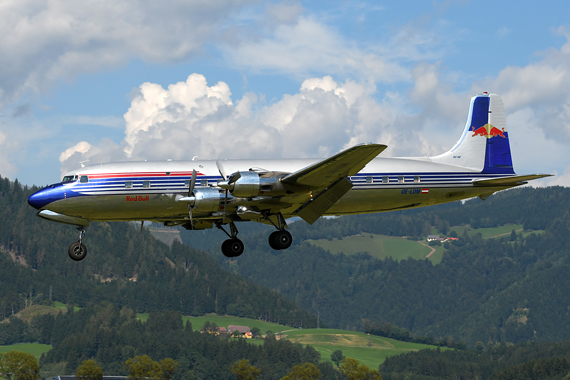 DC-6 der Flying Bulls