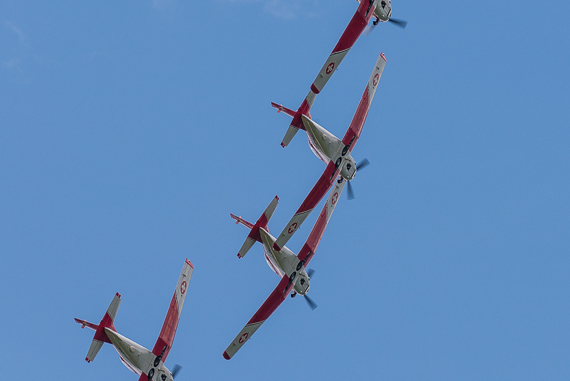 Schweiz-Luftwaffe-Pilatus-PC-7-Team