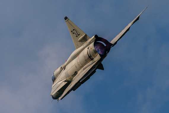 Swedish-Historic-Flight-Saab-37-Viggen