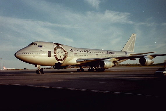 Sonderlackierter Jumbo der Alitalia in Wien - Foto: Wolfgang Pilss