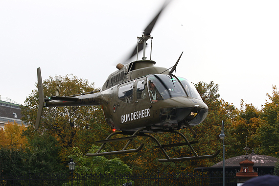 Bundesheer Bell OH-58 kurz vor der Landung- Foto: Austrian Wings Media Crew