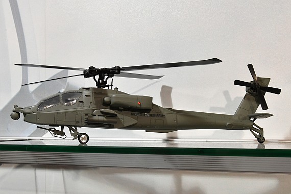 AH-64 Apache AH-64 Apache