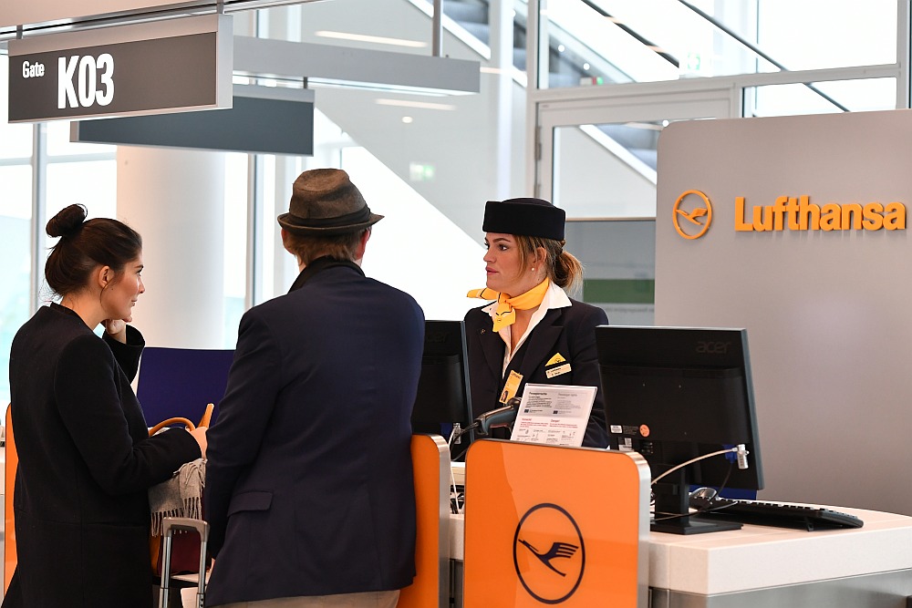 Foto und Videoreportage Lufthansa A350 heute Hamburg, die ganze Welt Austrian Wings