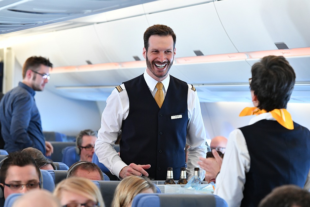 Lufthansa Group stellt 2017 mehr als 3000 neue Mitarbeiter ein Austrian Wings