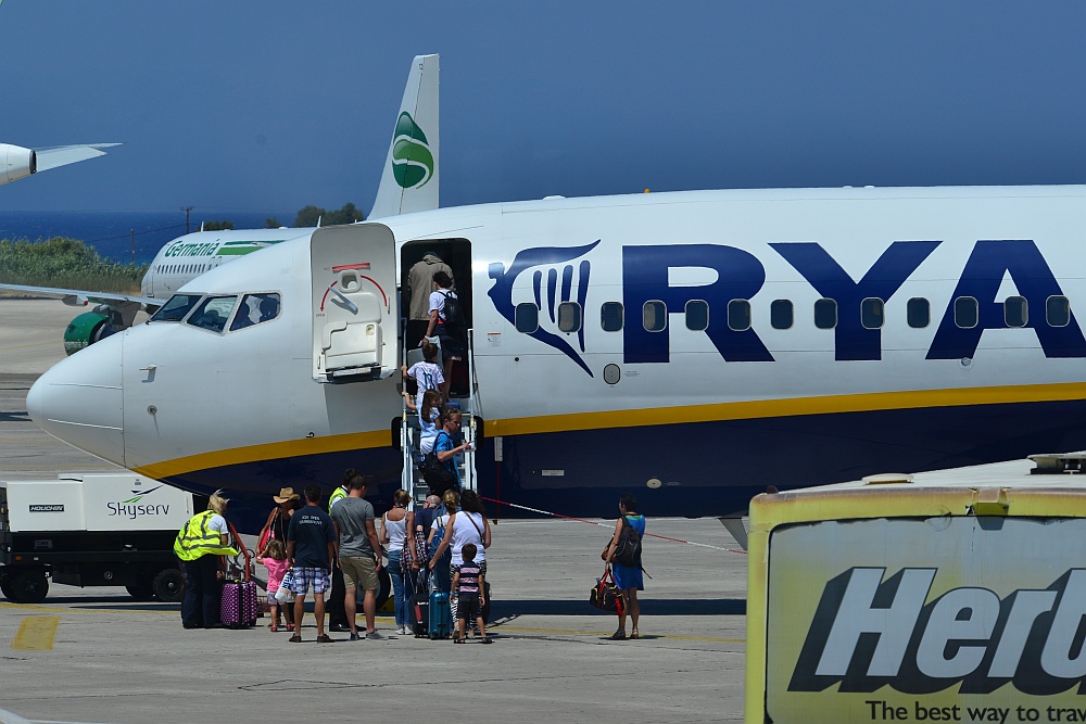 flughafen thessaloniki ankunft