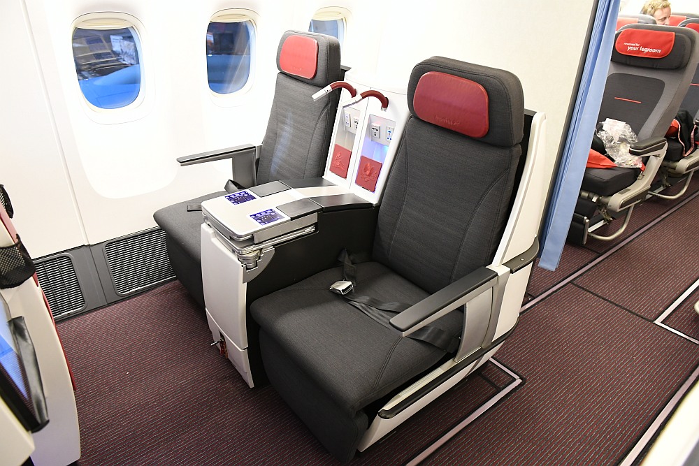 Fotobericht An Bord Der Neuen Aua Premium Economy Class