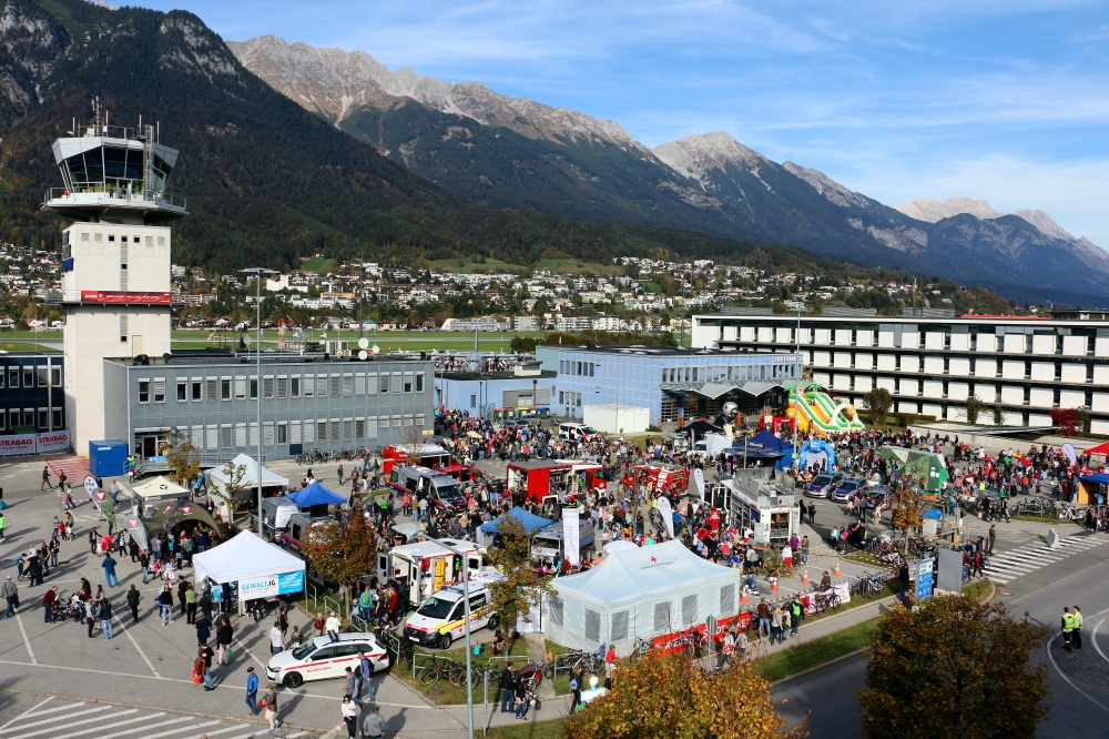 Fotostrecke Flughafenfest in Innsbruck Austrian Wings