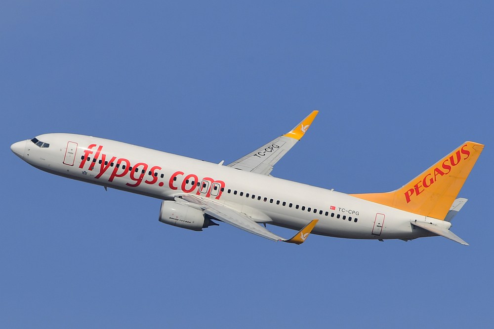 Landeunfall Von Pegasus Boeing 737 In Istanbul Austrian Wings