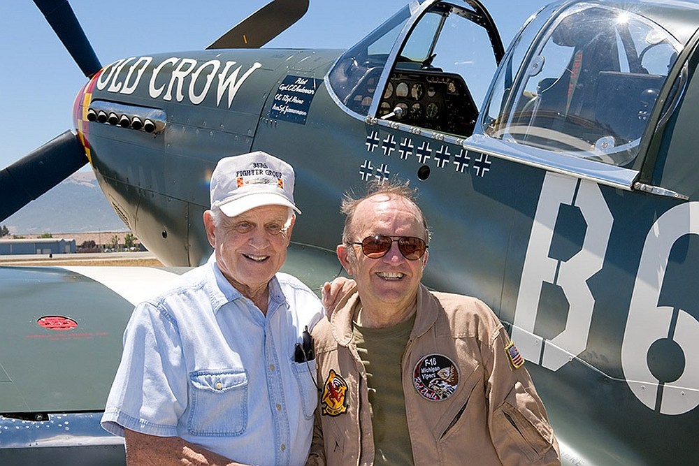 Fliegerass Oberst Clarence E Bud Anderson Feiert 100 Geburtstag