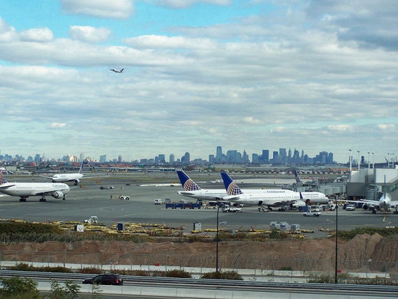 Vorfeld des Newarker Flughafens - Foto: Florian Pépellin / Wikipedia