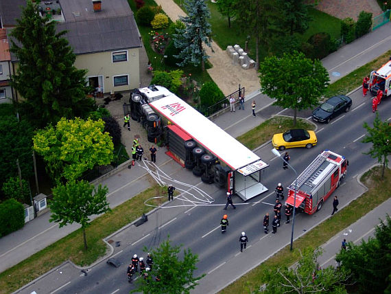 Luftaufnahme vom Unfallort - Foto: ÖAMTC (Christophorus 9)