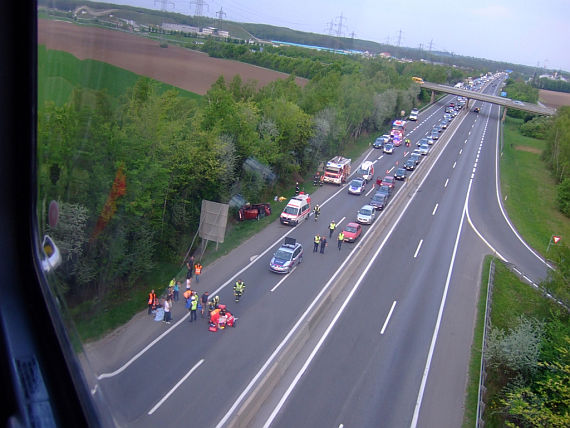 Großeinsatz der Rettungskräfte - Foto: ÖAMTC