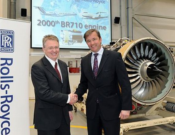 Liam Smith (l.), Operations Director Dahlewitz, und Dr. Michael Haidinger (r.), Geschäftsführer Rolls-Royce Deutschland und Präsident Civil Small & Medium Engines  - Foto: Rolls Royce