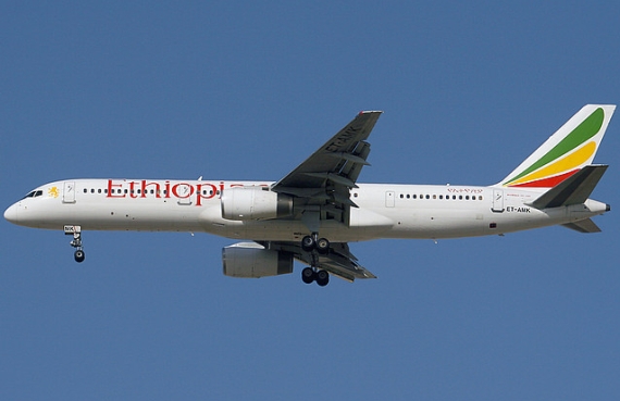 Boeing 757-200 von Ethiopian im Landeanflug - Foto: Konstantin von Wedelstädt